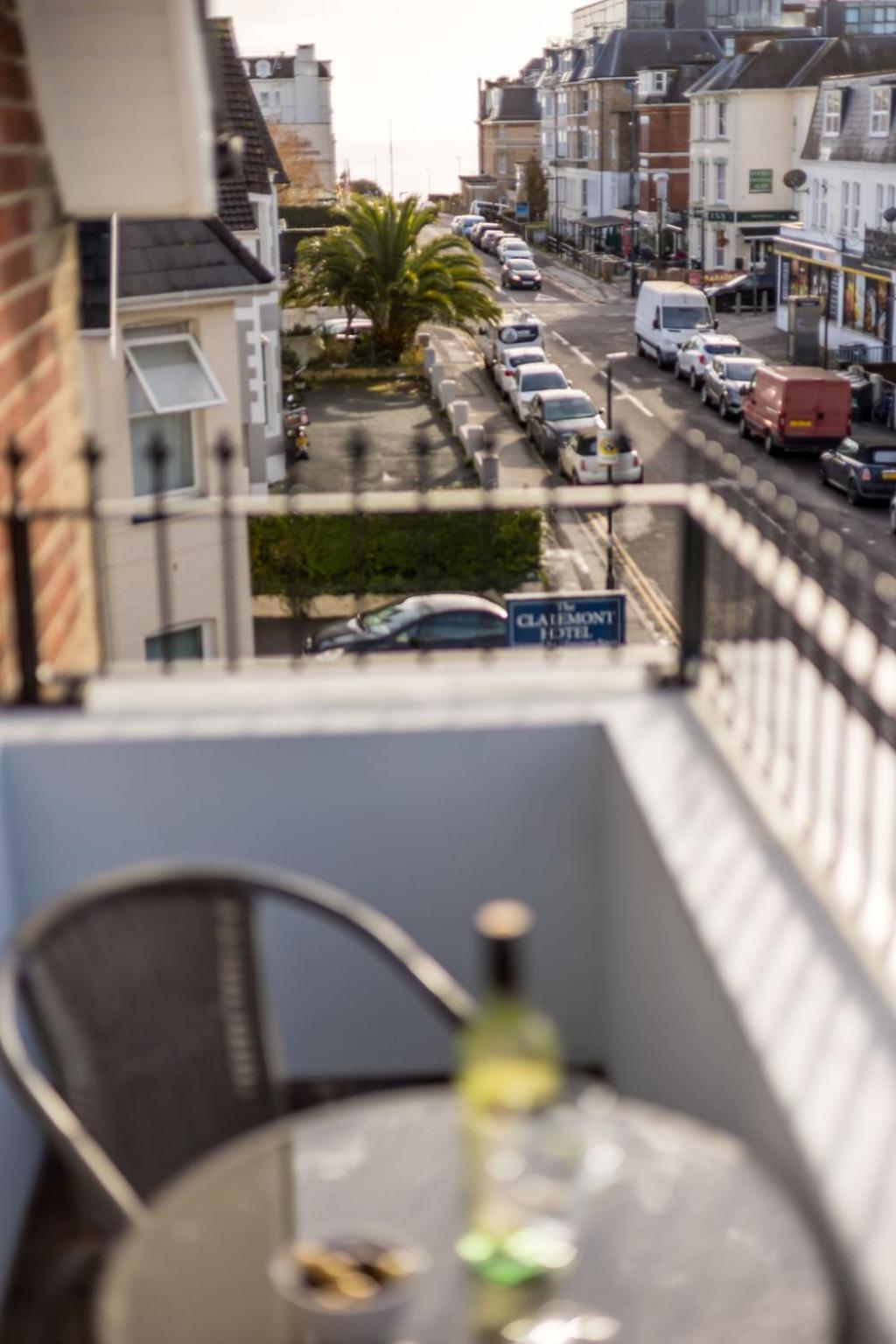 Sea Breeze - Coast Apartman Bournemouth Kültér fotó