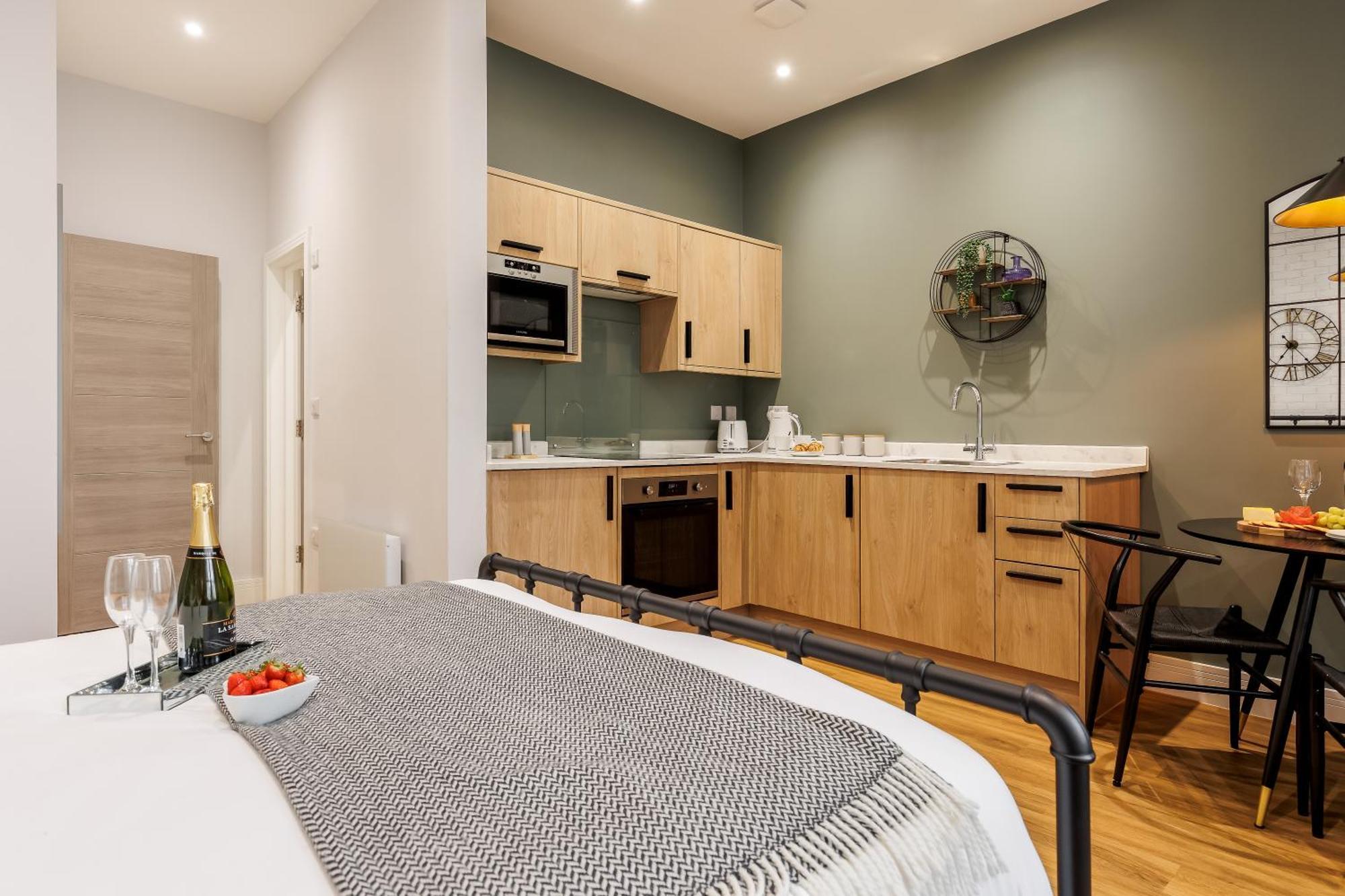 Sea Breeze - Coast Apartman Bournemouth Kültér fotó